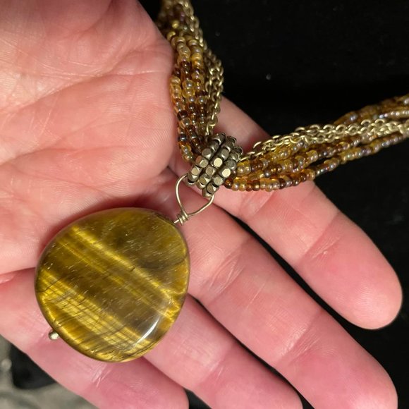 Stunning Yellow/Gold Stone - Picture 2 of 2
